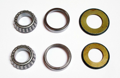 Steering head bearing steering
